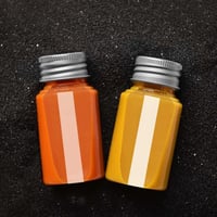 مجموعة (12) علبة بلاستيك بغطاء فضي وشكل دائري - 30...