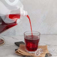 جيك بلاستيك شفاف بحامل للسوائل - 2.5 لتر