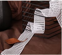 رول شرائط قماش لتغليف العلب الهدايا أبيض - 16متر