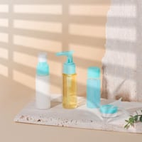 طقم (4) علب بلاستيك شفافة وفارغة بغطاء أزرق