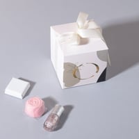 مجموعة (12) علبة توزيعات مربعة وفاخرة بلون أبيض مع...