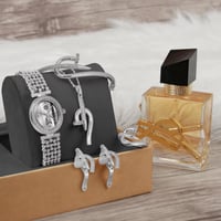 طقم ساعة نسائية مرصعة فصوص زركون