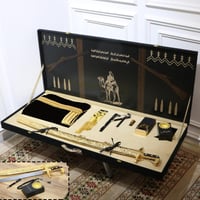 بوكس رجالي مستوحى من التراث