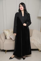 عباية شتوي ديباج جوخ بتصميم مخمل مثلث فخم وأنيق