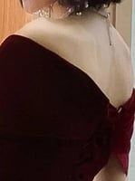 فستان سهره ناعم بقماش مخمل فاخر وأنيق