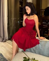 فستان الغنوجاات قصير بكسرات دبل كلوش