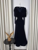 فستان سهرة دانتيل مخمل