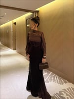 فستان ناعم بأكمام دانتيل