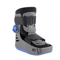 XLR8 جبيرة للقدم مصنوعة من البلاستيك (قصيرة)