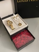 هدايا نسائي بوكس راقي مع تنسيق ورد احمر يتكون البو...