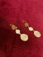 حلق نسائي بديل ذهب