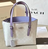 coach ( كوتش مولي ابيض + موف )