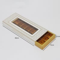 علب شوكولاتة مستطيلة مقسمة 24 قطعة