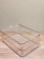 علب اكريلك مستطيل صغير