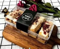 علب أكريليك حلويات مستطيل مقاس 14.5*8.5*5 سم (كرتو...