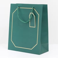 أكياس هدايا بإطار ذهبي