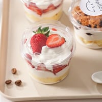 كاسات حلا بلاستيك شفافة