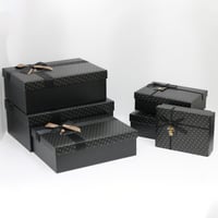 طقم علب هدايا فاخرة