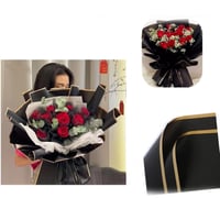 ورق تغليف ورد بلاستيك اسود بخط ذهبي