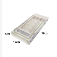 علب حلويات ورقية 18 مقسم بعدة الوان