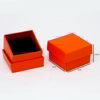 علب خواتم بعدة الوان مقاس 5*5*3.5 سم