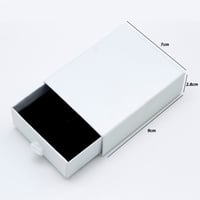 علب اكسسوارات فاخرة بعدة ألوان 9*7*2.8 سم