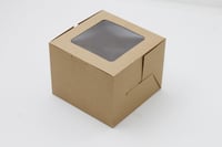 علب كيك وحلويات بنافذة شفافة