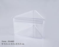 علب اكرليك حلويات مثلثة مقاس 9.5*9.5*5.5سم