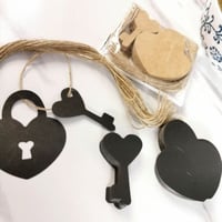 كروت تعليق بعدة الوان