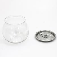 علب حلويات ومشروبات بغطاء معدني كبس