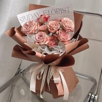 ورق تغليف ورد بلاستيك لحمي