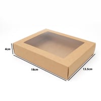 علب ورقية مع نافذة شفافة