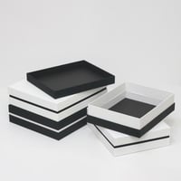 علب هدايا فاخرة بغطاء منفصل