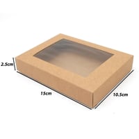 علب ورقية مع نافذة شفافة