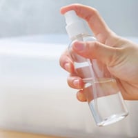 علب بخاخ بلاستيكية