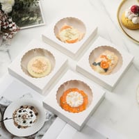 علب ورقية بنافذة شفافة