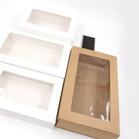 علب ورقية متعددة المقاسات