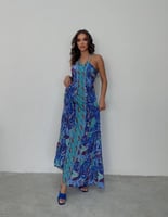 فستان صيفي برسومات عصريه صناعة تركية