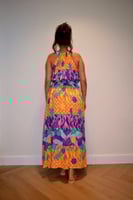 فستان لولا – بهجة الألوان الصيفية