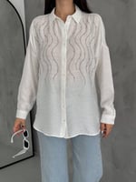 قميص مطرز بكريستالات وأحجار فخمة " ابيض "