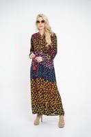 فستان ملمس قطني ناعم وعملي 2025