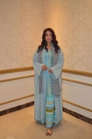 قفطان ندى الفجر خفة وأناقة بلون يروق البال