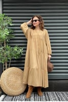 فستان عصري بملمس حريري " بيج " صناعة تركية