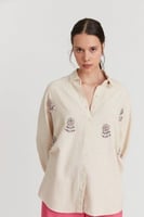 قميص بيج مطرز نسائي جميل