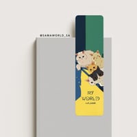 فاصل قطة وكتاب