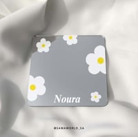 مرآة زهور الأقحوان