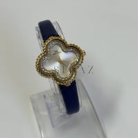 ساعة يد بناتي كريستال مينا ذهبي تصميم وردة استيك ج...