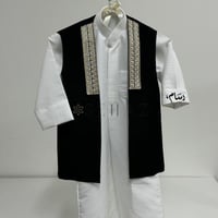 سديري أطفال لون أسود تطريزات لون ذهبي