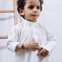 ساعة أطفال فضي مينا أسود متوفر من عمر شهر الي 3 سن...