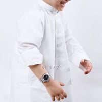 ساعة أطفال فضي مينا أسود متوفر من عمر سنتين الي 9...